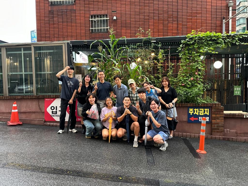 연구원 졸업 축하 및 랩매니저 이임 격려 행사 (Graduation Celebration and Handover Ceremony for Lab Manager)
