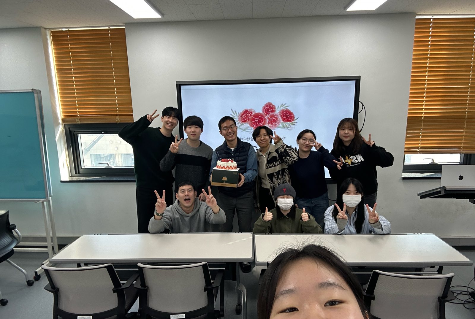 2025 교수님 생신 파티 (HAI Lab 2025 Birthday Party) (사진 2)